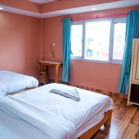 Hotel Olympus Pokhara Zewnętrze zdjęcie