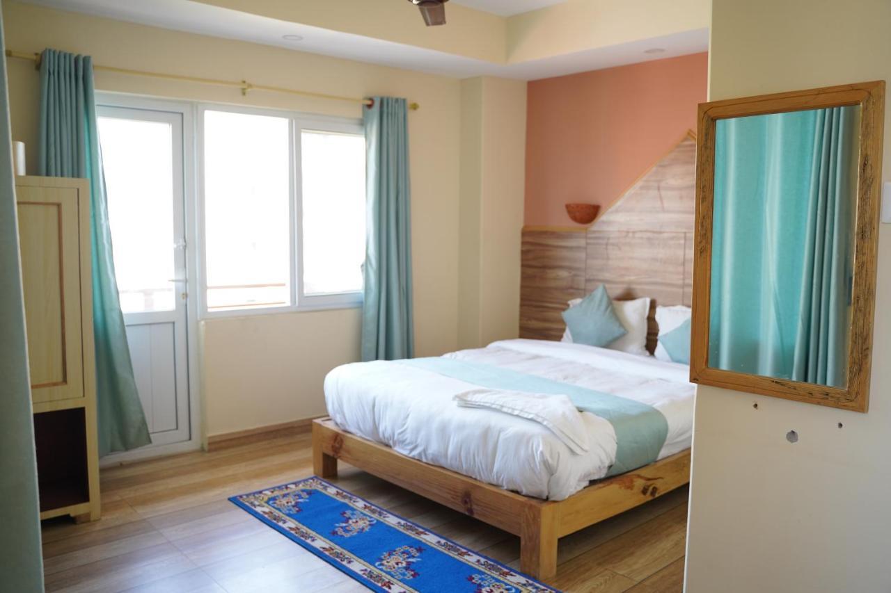 Hotel Olympus Pokhara Zewnętrze zdjęcie