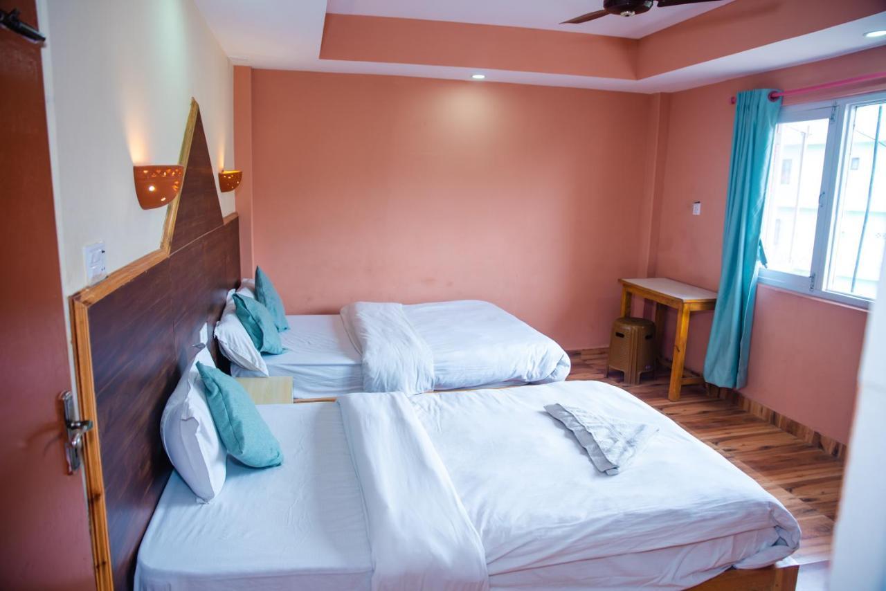 Hotel Olympus Pokhara Zewnętrze zdjęcie