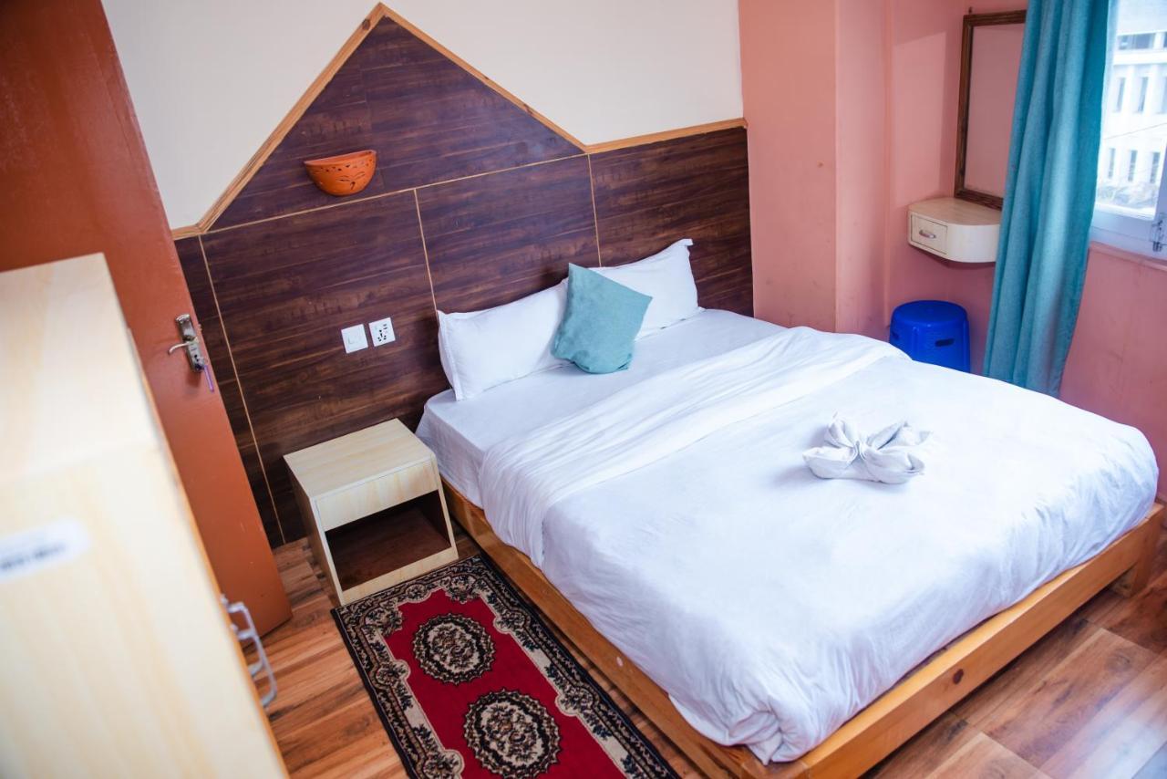 Hotel Olympus Pokhara Zewnętrze zdjęcie