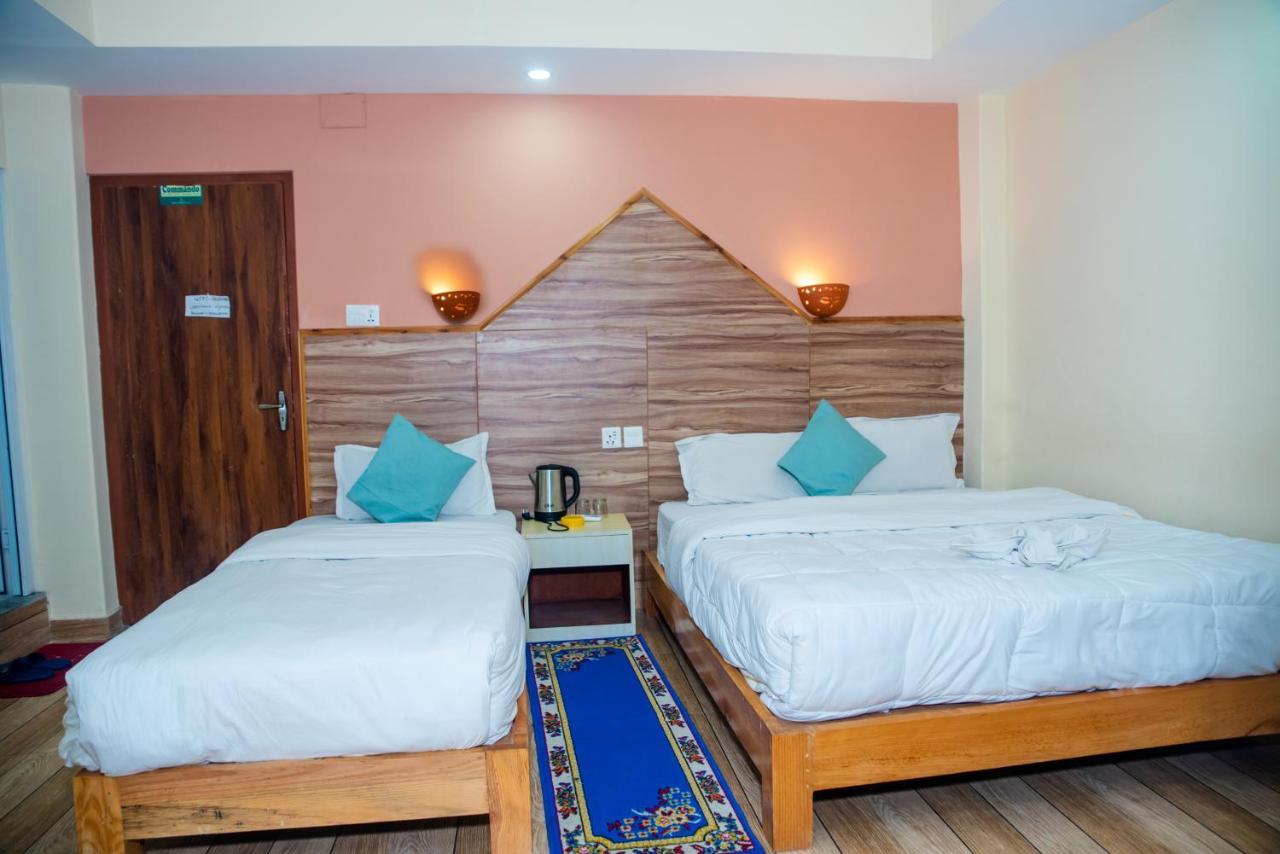 Hotel Olympus Pokhara Zewnętrze zdjęcie