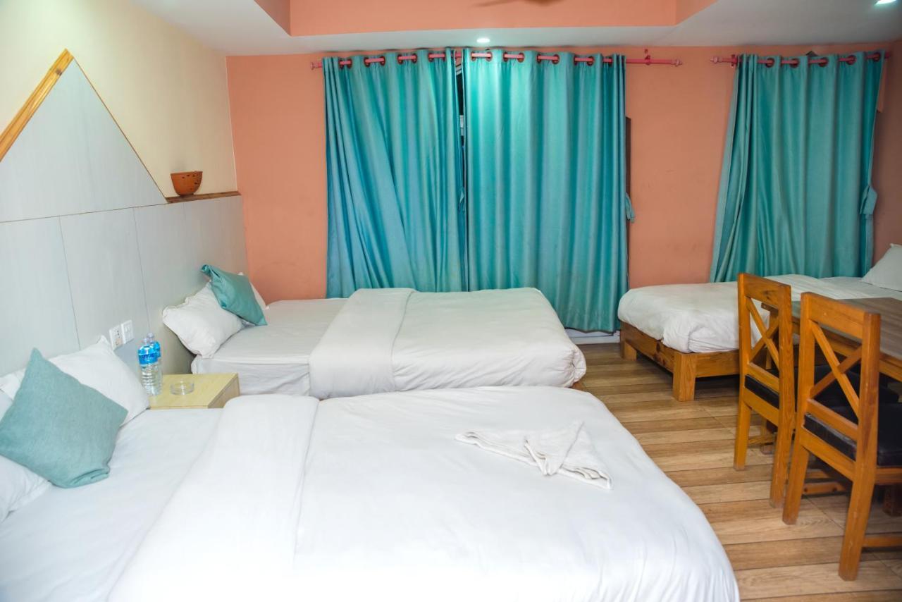Hotel Olympus Pokhara Zewnętrze zdjęcie