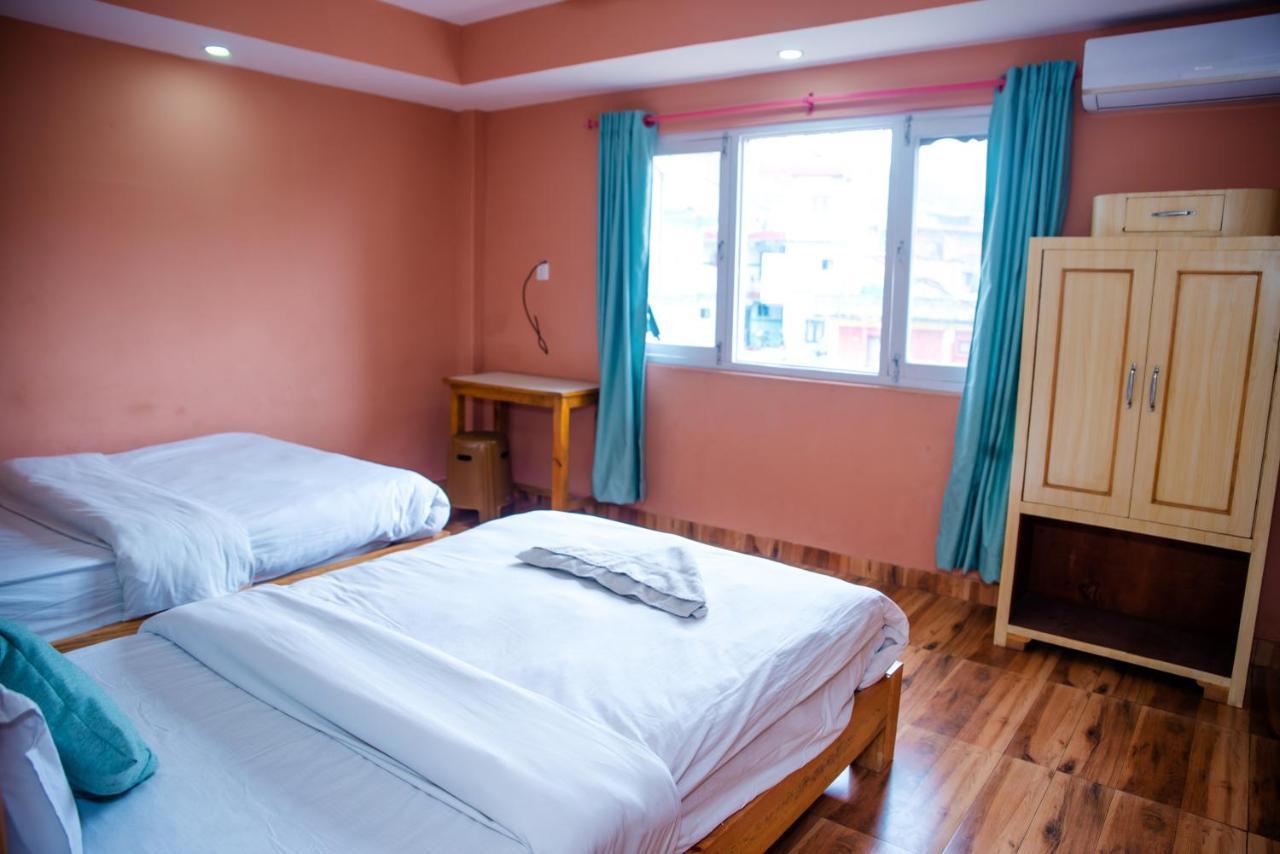 Hotel Olympus Pokhara Zewnętrze zdjęcie